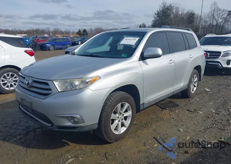 2011 Toyota Highlander Se V6 from USA, damaged, VIN 5TDBK3EH0BS059049